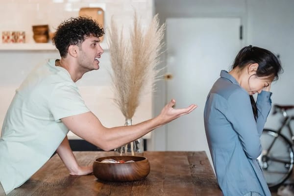 10 Communication Mistakes That Can Damage Your Relationship