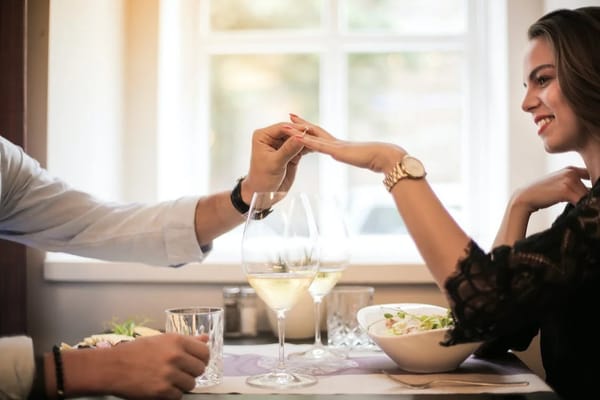 10 Romantic Gestures That Will Melt Your Partner's Heart