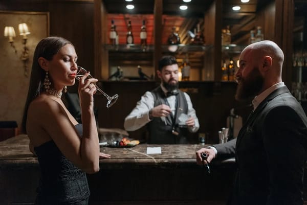 Red Flags When Dating an Older Man: Signs You Shouldn't Ignore