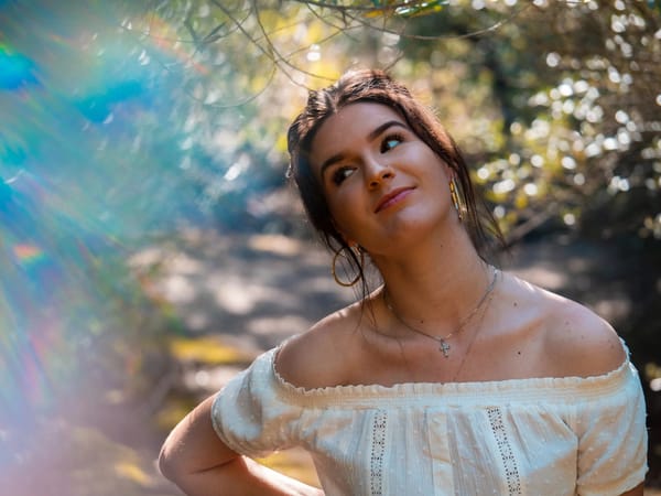 Men Are Crazy About Women Who Do These 8 Things